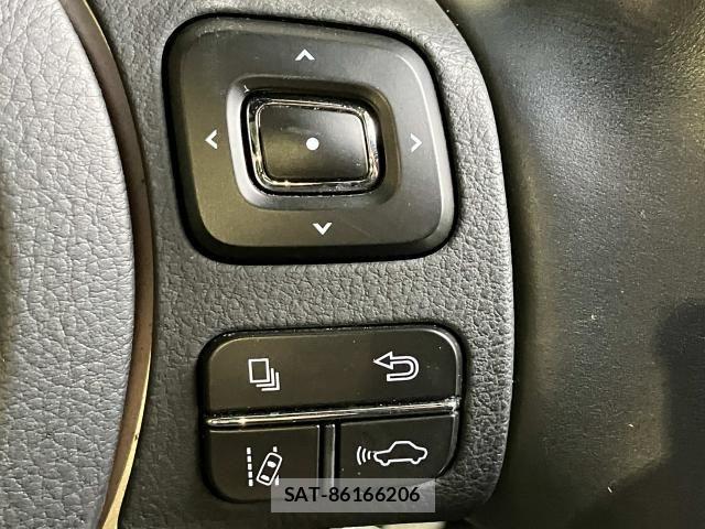 Lexus NX 2021-02 8208418-16