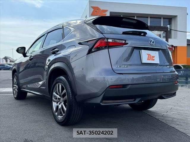 Lexus NX 2015-07 8230631-12