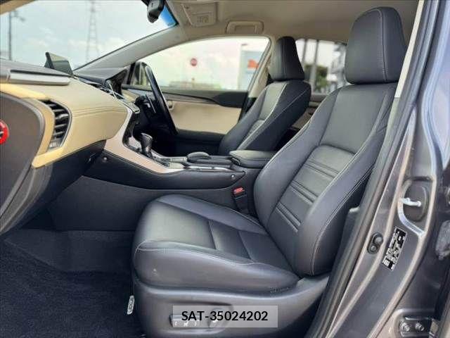 Lexus NX 2015-07 8230631-16