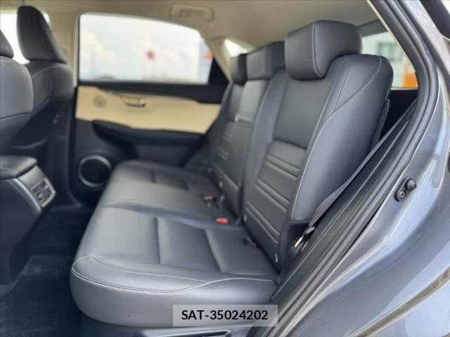 Lexus NX 2015-07 8230631-17