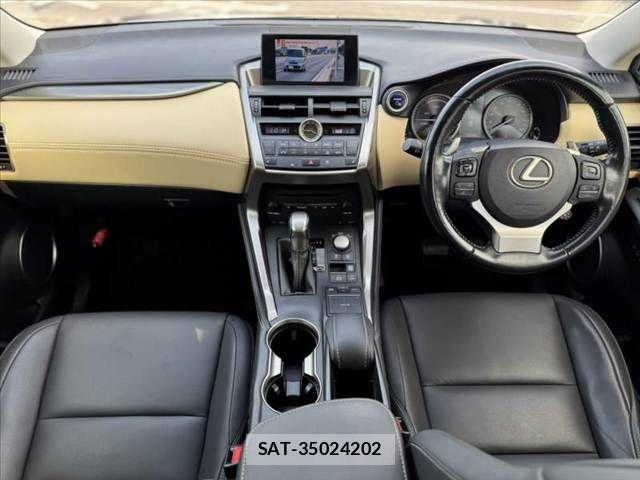 Lexus NX 2015-07 8230631-1