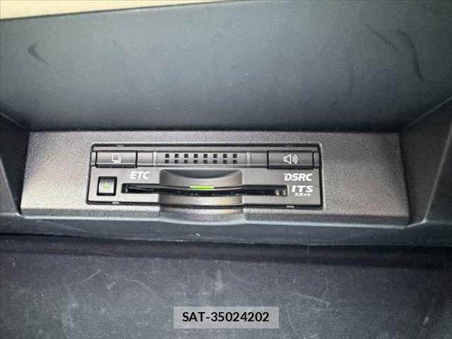 Lexus NX 2015-07 8230631-27