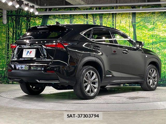 Lexus NX 2015-06 8230630-16