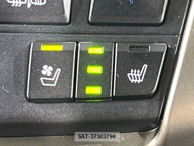 Lexus NX 2015-06 8230630-5