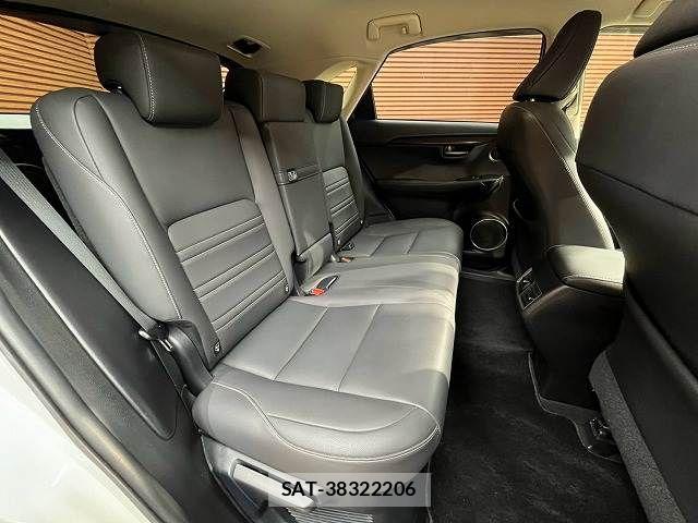 Lexus NX 2020-05 8245739-11