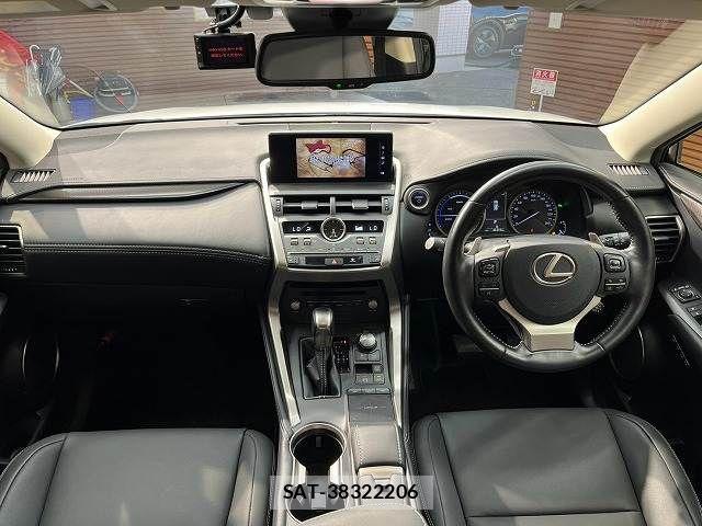 Lexus NX 2020-05 8245739-2