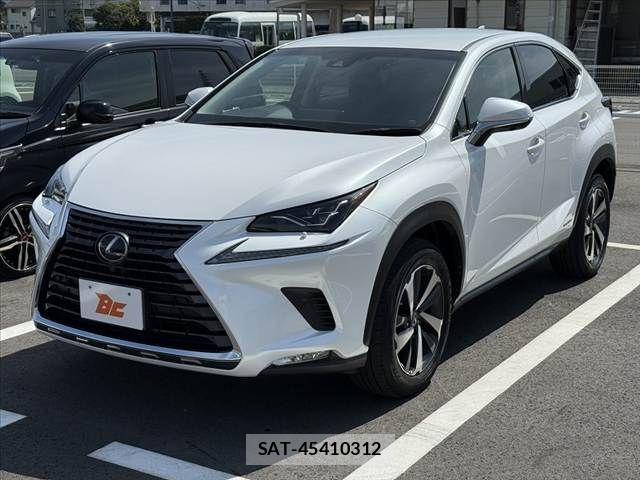 Lexus NX 2018-08 8315199-9