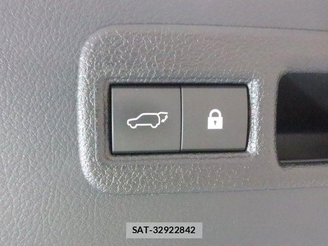Lexus NX 2018-03 8334498-20