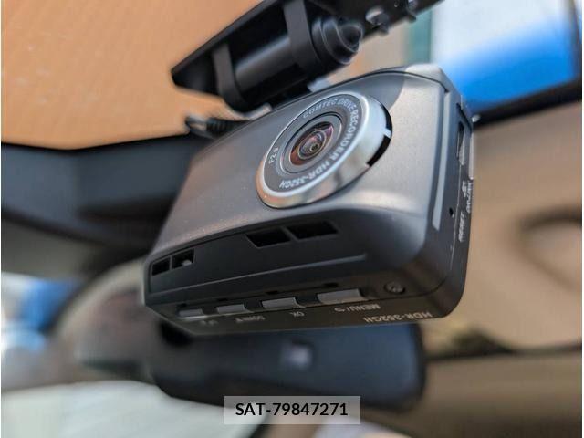 Lexus NX 2015-07 8354854-14