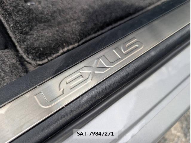 Lexus NX 2015-07 8354854-17