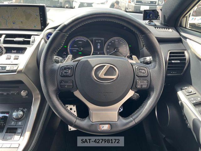 Lexus NX 2017-11 8354853-10