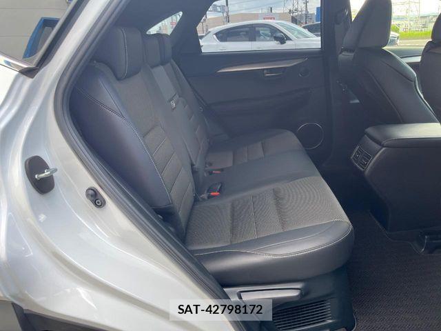 Lexus NX 2017-11 8354853-8
