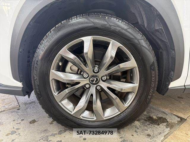 Lexus NX 2020-03 8366754-28