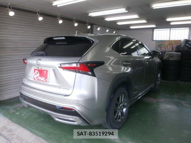 Lexus NX 2015-10 8366761-2