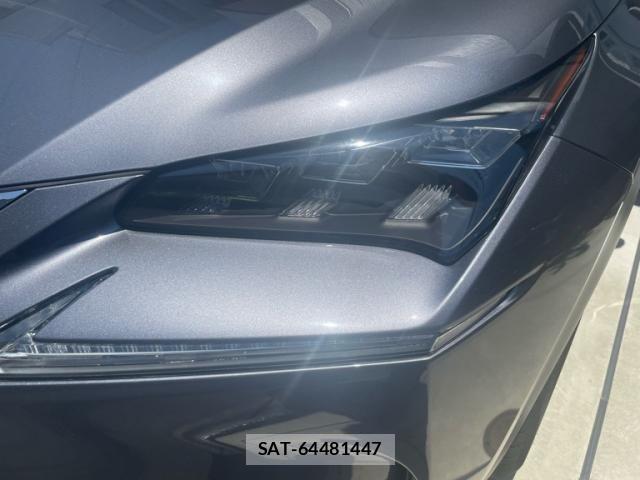 Lexus NX 2016-07 8371808-3