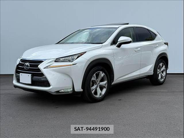 Lexus NX 2015-09 8413303-10