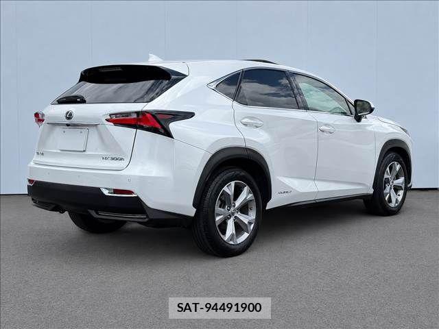 Lexus NX 2015-09 8413303-11