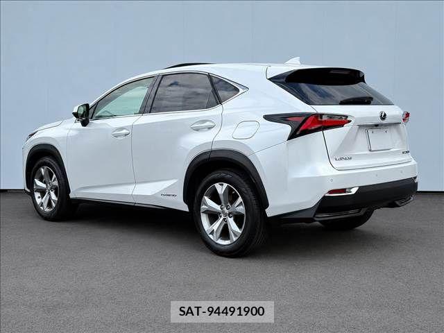 Lexus NX 2015-09 8413303-13