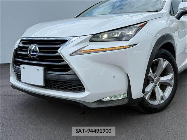 Lexus NX 2015-09 8413303-15