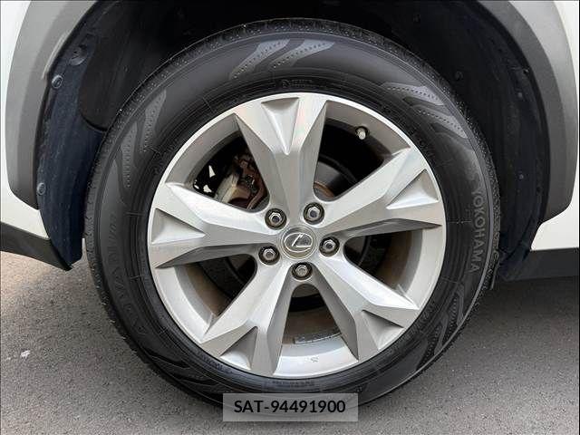 Lexus NX 2015-09 8413303-27