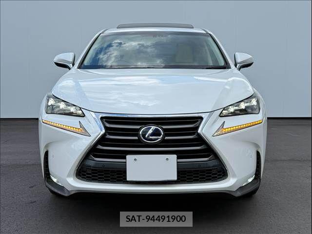 Lexus NX 2015-09 8413303-5