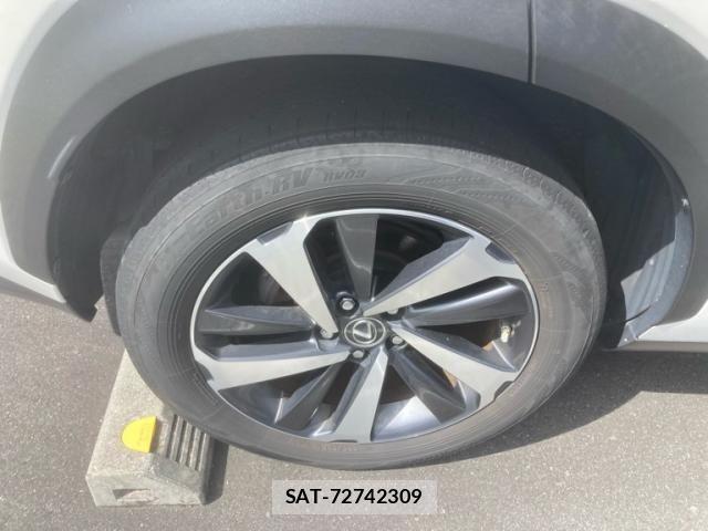 Lexus NX 2018-03 8413296-12