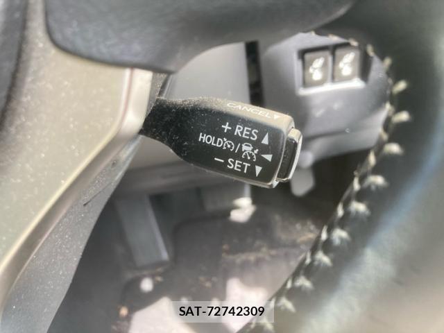 Lexus NX 2018-03 8413296-20