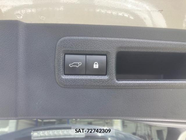 Lexus NX 2018-03 8413296-7