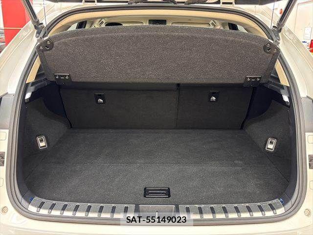 Lexus NX 2019-03 8457814-8