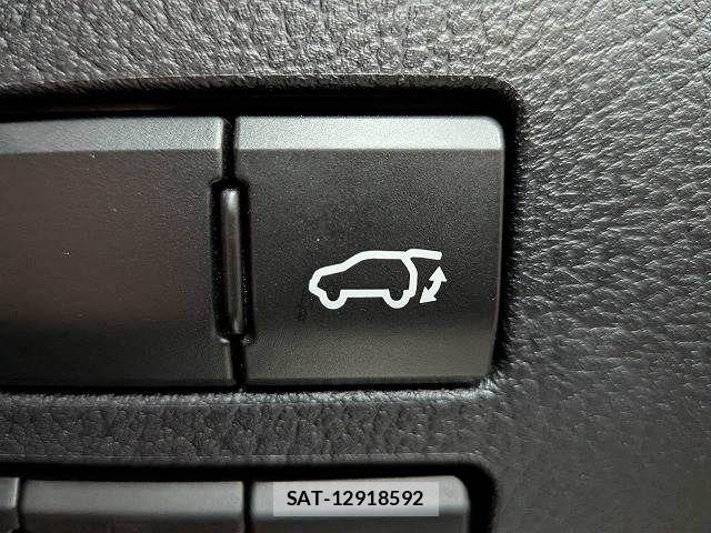 Lexus NX 2019-03 8485641-7