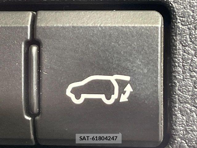 Lexus NX 2017-04 8525568-6