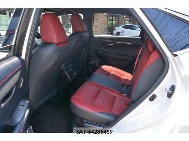 Lexus NX 2015-07 8562465-17