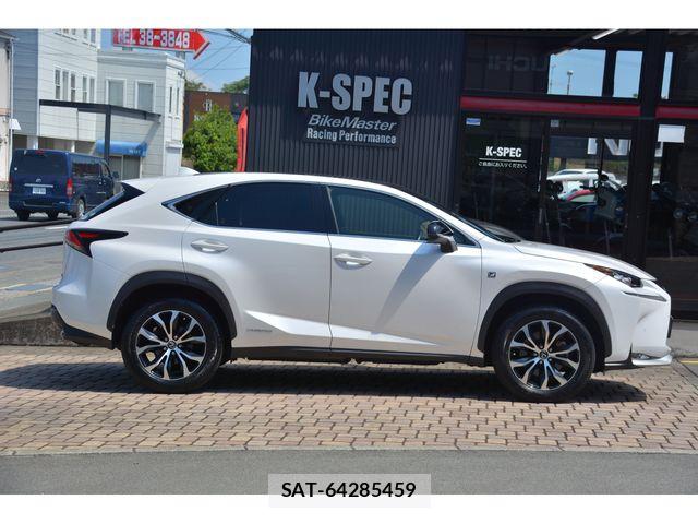 Lexus NX 2015-07 8562465-3