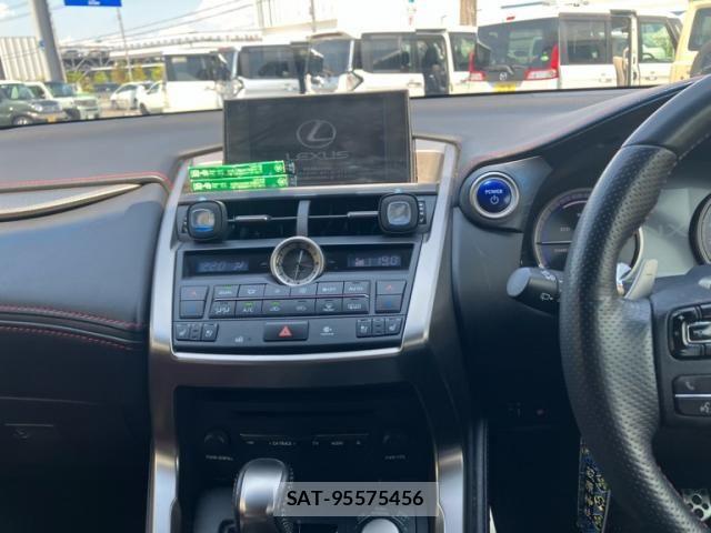 Lexus NX 2014-09 8562460-14