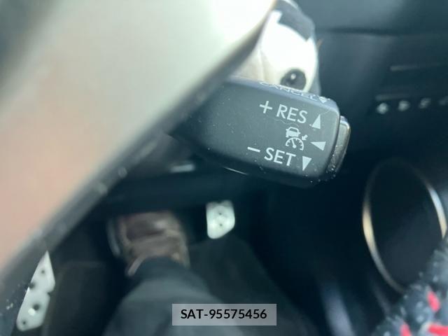 Lexus NX 2014-09 8562460-17