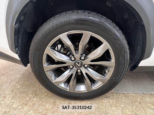 Lexus NX 2018-12 8627498-27