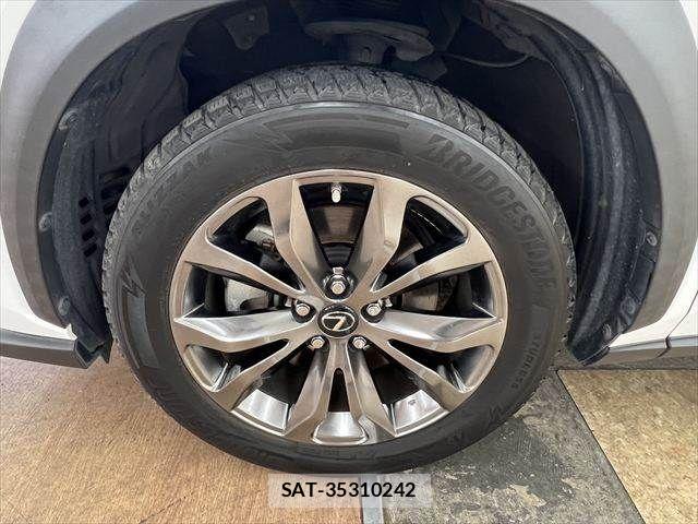 Lexus NX 2018-12 8627498-29