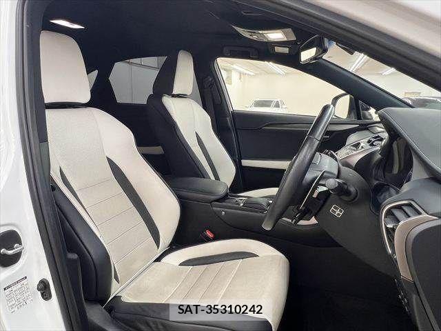 Lexus NX 2018-12 8627498-7