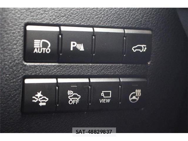 Lexus NX 2014-08 8627503-3