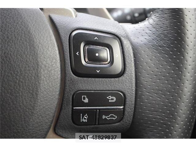 Lexus NX 2014-08 8627503-5