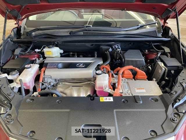 Lexus NX 2018-04 8627499-17