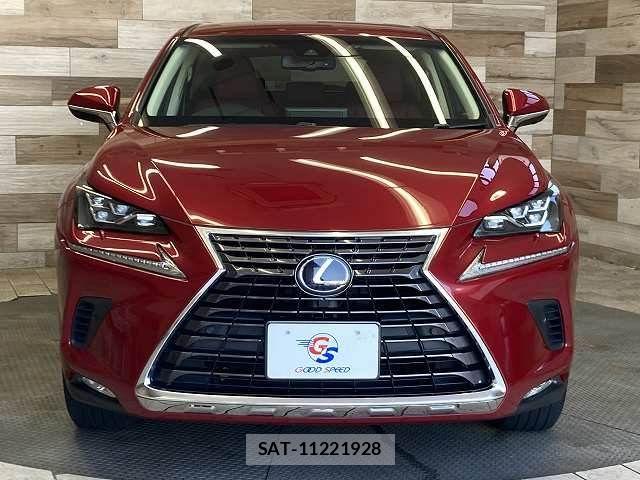 Lexus NX 2018-04 8627499-2