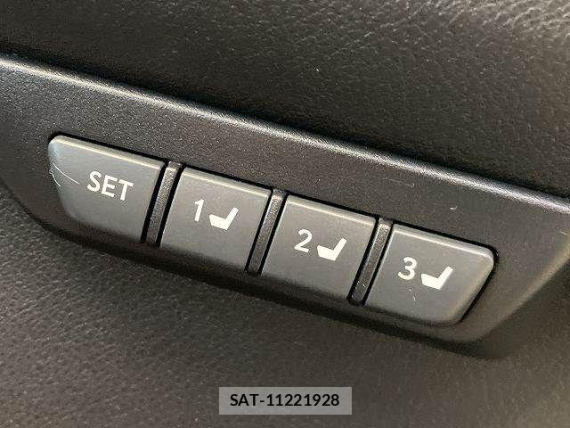 Lexus NX 2018-04 8627499-5