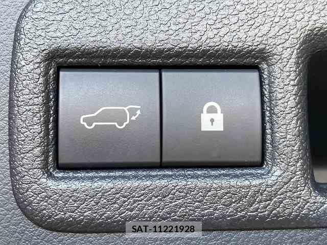 Lexus NX 2018-04 8627499-7