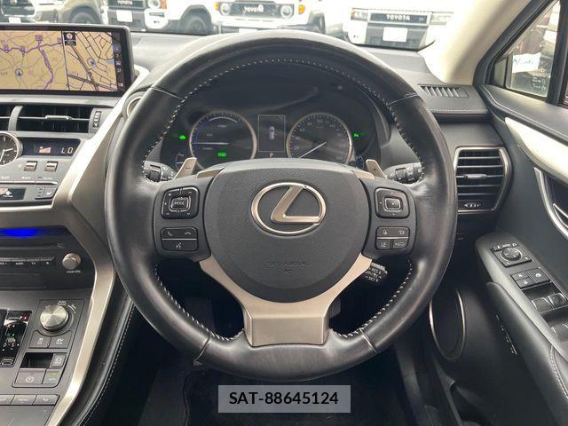 Lexus NX 2020-01 8627495-10