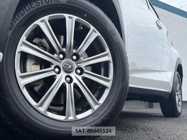 Lexus NX 2020-01 8627495-12