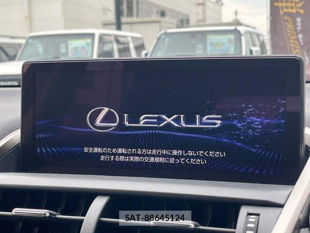 Lexus NX 2020-01 8627495-3
