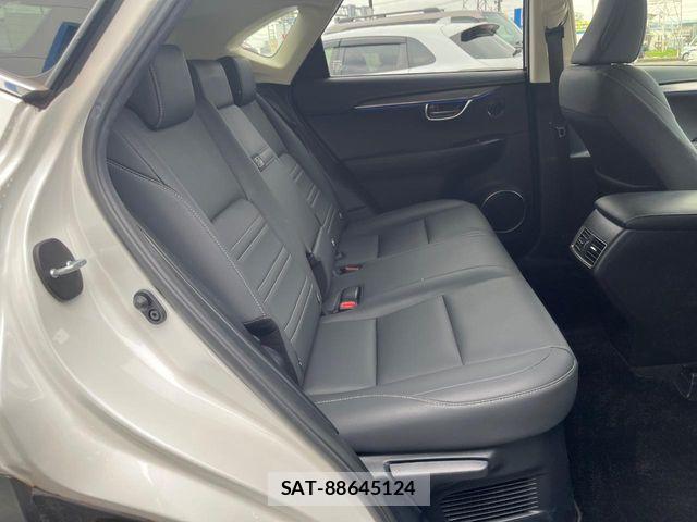 Lexus NX 2020-01 8627495-8