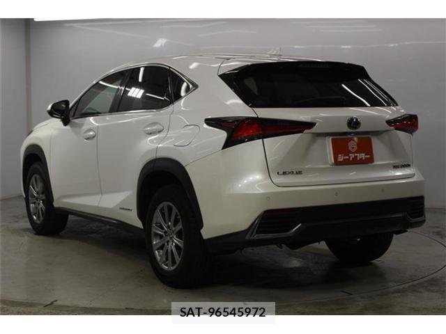 Lexus NX 2017-12 8659969-6