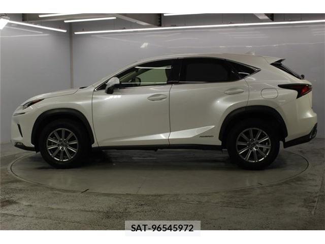 Lexus NX 2017-12 8659969-7